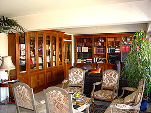 Boiserie Louis XVI en ch&ecirc;ne