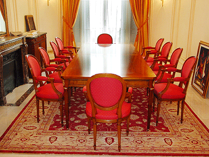 Salle &agrave; manger Louis XVI