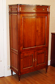 Secr&eacute;taire Louis XVI pour ordinateur