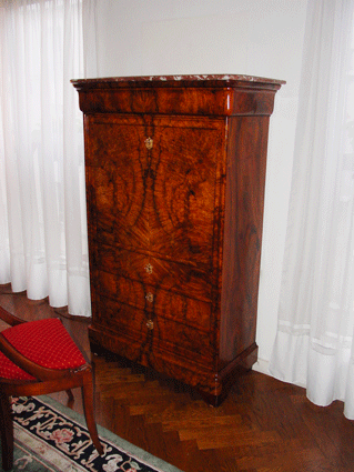 Secr&eacute;taire Louis Philippe